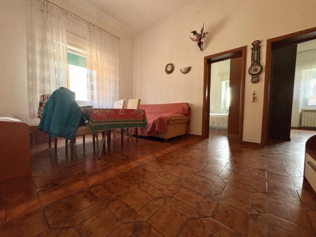 Appartamento TRILOCALE in affitto a Livorno Li