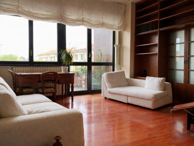 Appartamento TRILOCALE in affitto a Milano Mi