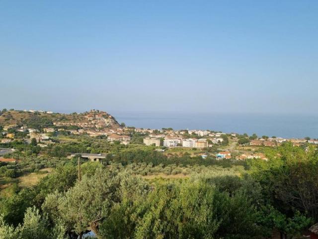 Appartamento TRILOCALE in affitto a Montauro Cz
