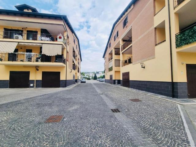 Appartamento TRILOCALE in affitto a Quarto Na