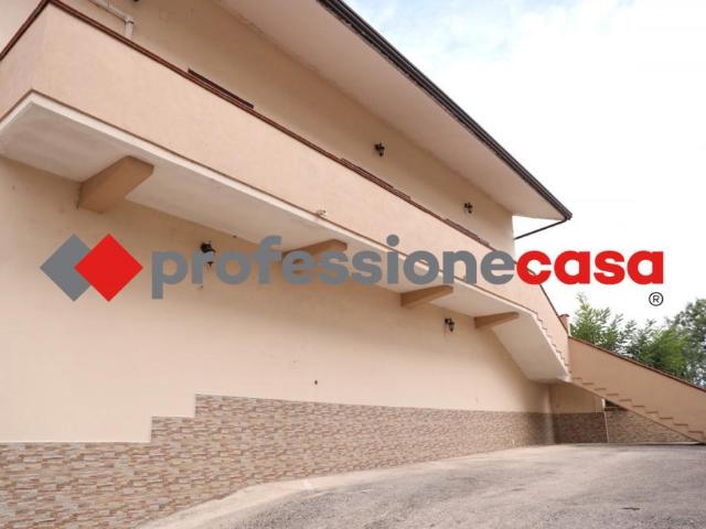 Appartamento TRILOCALE in affitto a Ruviano Ce
