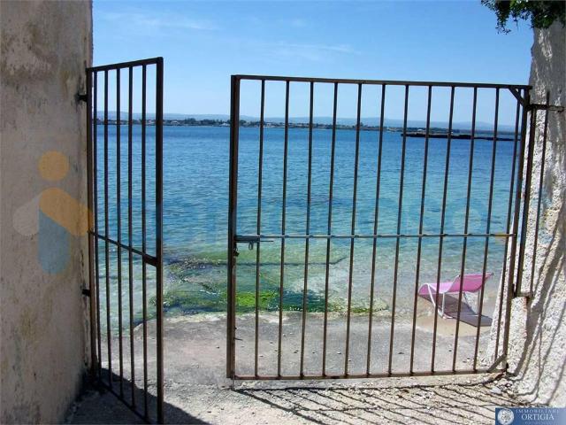 Appartamento Trilocale in affitto a Siracusa