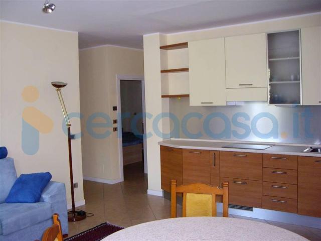 Appartamento Trilocale in affitto in Piazza Garibaldi, Colico