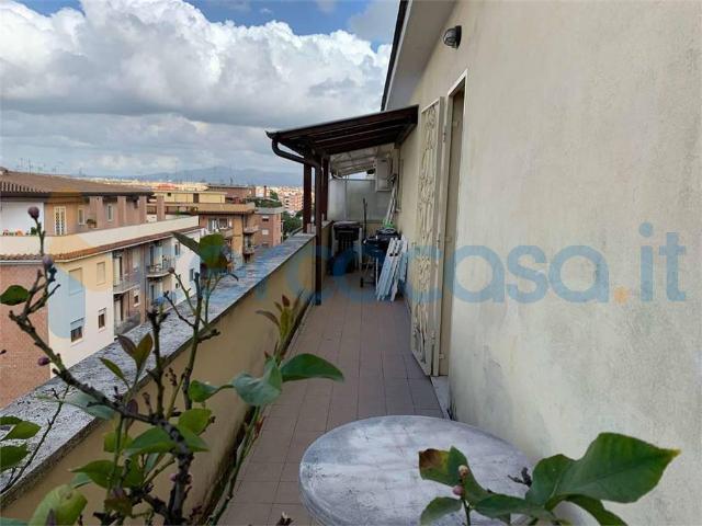 Appartamento Trilocale in affitto in Via Acqua Donzella, Roma