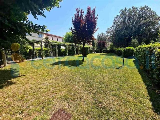 Appartamento Trilocale in affitto in Via Delle Casine, Firenze