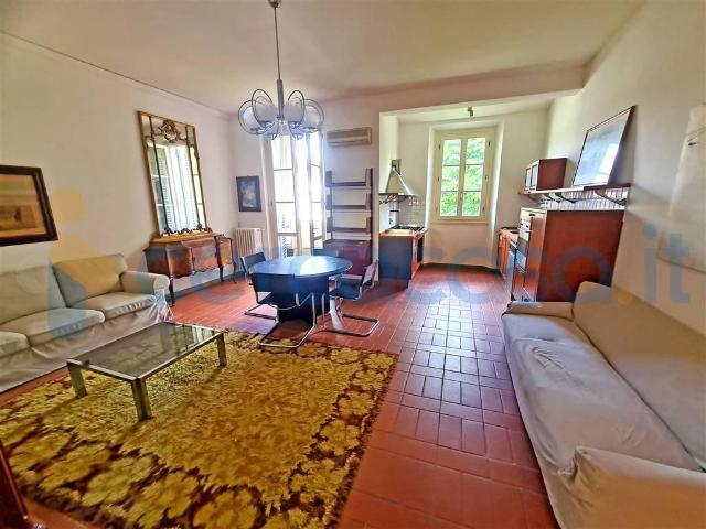 Appartamento Trilocale in affitto in Via Delle Casine, Firenze