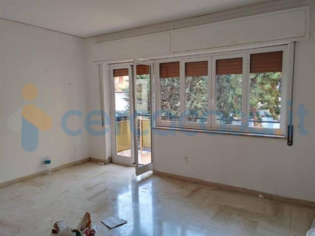 Appartamento Trilocale in affitto in Via Domenico Guerrazzi 112, Palermo