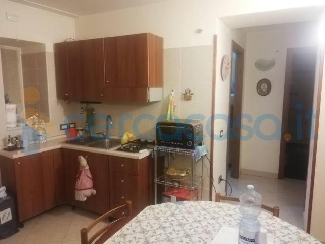 Appartamento Trilocale in affitto in Via Palmieri, Napoli