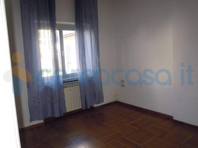 Appartamento Trilocale in affitto in Via Priaruggia, Genova
