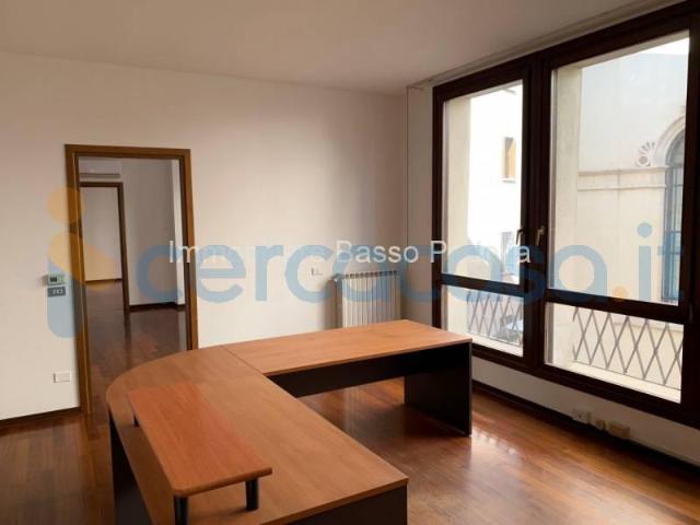 Appartamento Trilocale in affitto in Via Sant'andrea, Padova