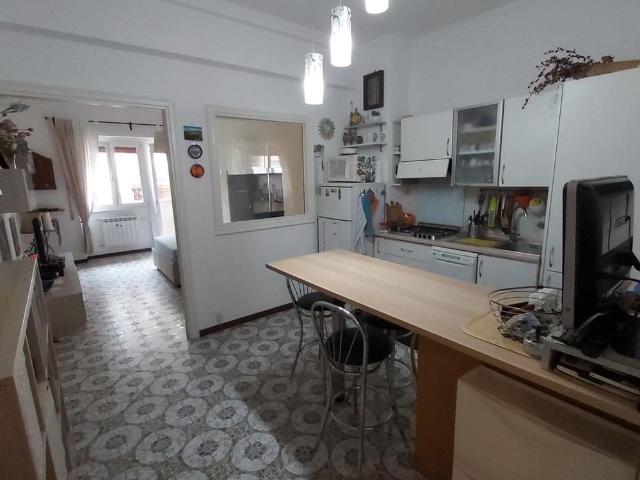 Appartamento, Via Mare di Bering, RM Lido di Ostia