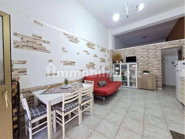 Appartamento via melito porto salvo, 110, Catanzaro Lido, Catanzaro