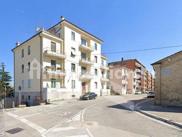Appartamento via Mons. Bologna, Vazzieri, Campobasso