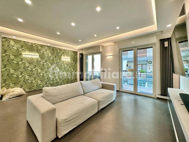 Appartamento via Orazio 145, Posillipo, Napoli