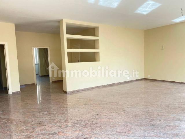 Appartamento via Argiro 33, Murat, Bari