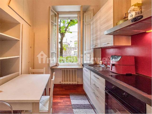 Appartamento via Cacciatori Delle Alpi, 28, Centro, Perugia