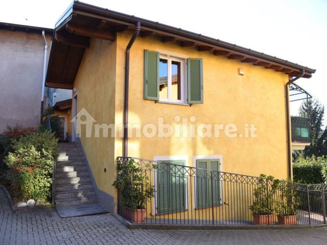 Appartamento via Carletto Ferrari 10, Bizzozzero, Varese