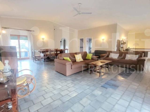 Appartamento via Contrada Pisciarelli, 8, Agnano, Pozzuoli