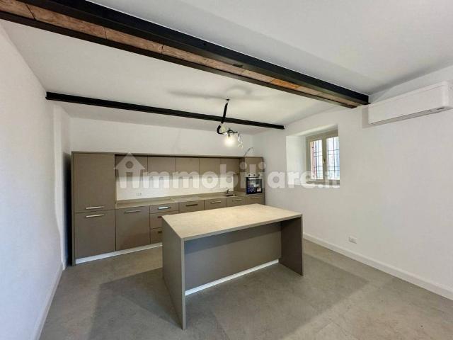 Appartamento via del Torchio 5, Cazzago Brabbia