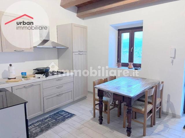 Appartamento via della Fonte 8, Bellavista Pianola, L'Aquila
