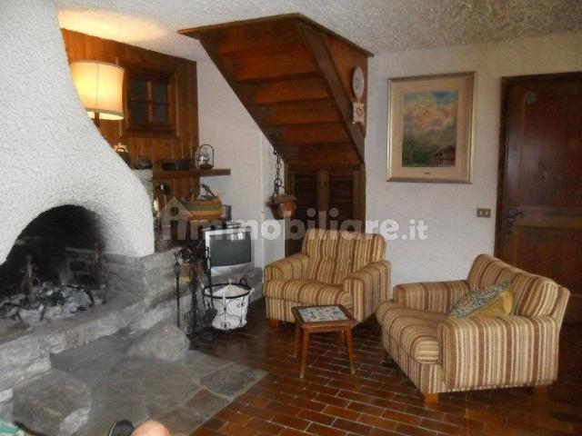 Appartamento via Don Sisto Bighiani, Staffa, Macugnaga