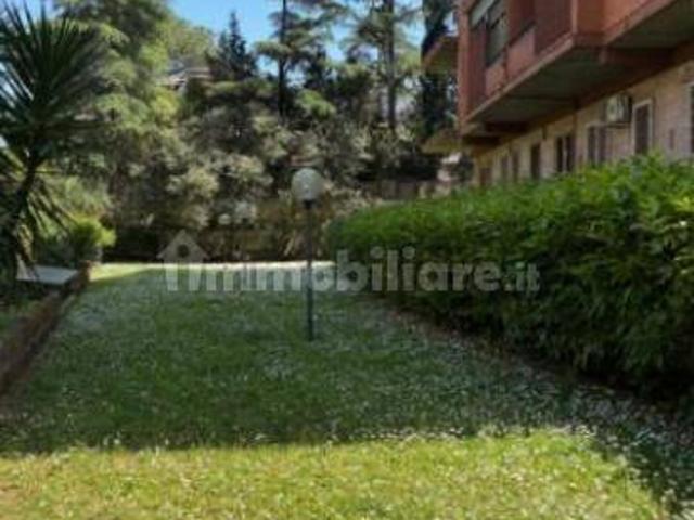Appartamento via Elio Chianesi, Mostacciano, Roma