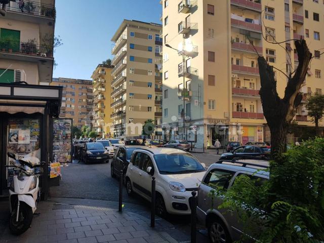 Appartamento via Francesco Cilea, Vomero, Napoli