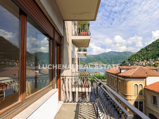 Appartamento via Fratelli Cairoli 13, Centro Storico, Como