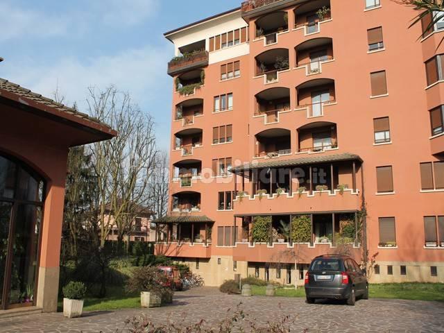 Appartamento via Giacomo Matteotti 4, Vedano al Lambro