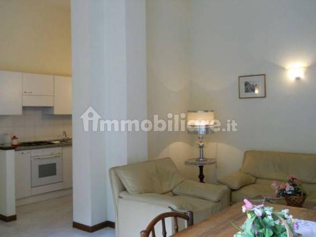 Appartamento via Giuseppe Garibaldi 10, Centro, Chiusi