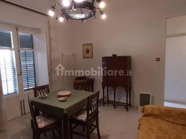 Appartamento via Libertà, 3, Lascari