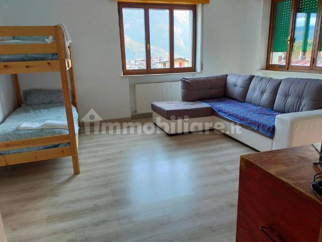 Appartamento via Padova 14, Centro, Calalzo di Cadore