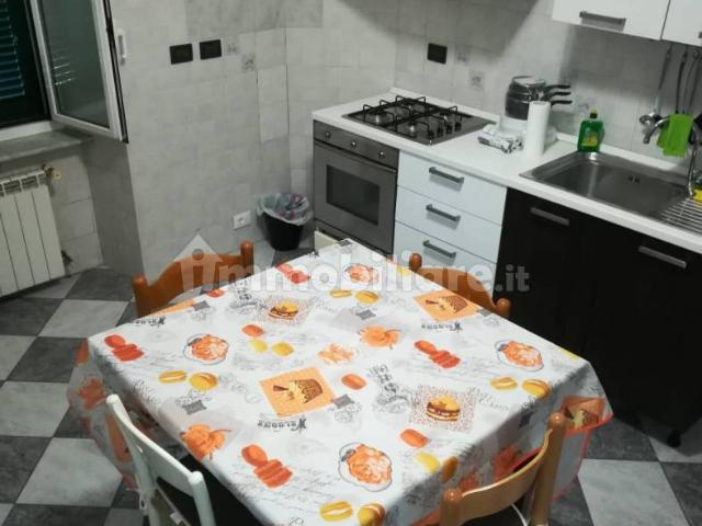 Appartamento via Sestri, Sestri Ponente, Genova