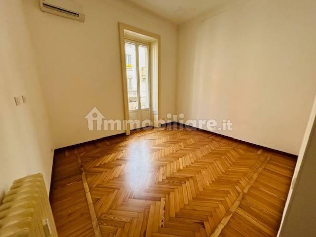 Appartamento via Spartaco 10, Montenero, Milano