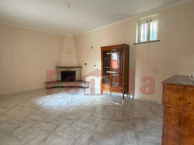Appartamento via T. Vitale, Avella