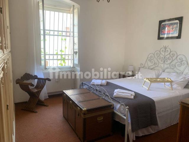 Appartamento via Umberto Maddalena 24, Centro, Vezzano Ligure