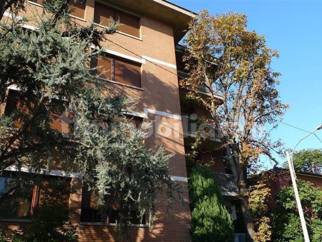 Appartamento via Valdossola 25, Costa, Bologna