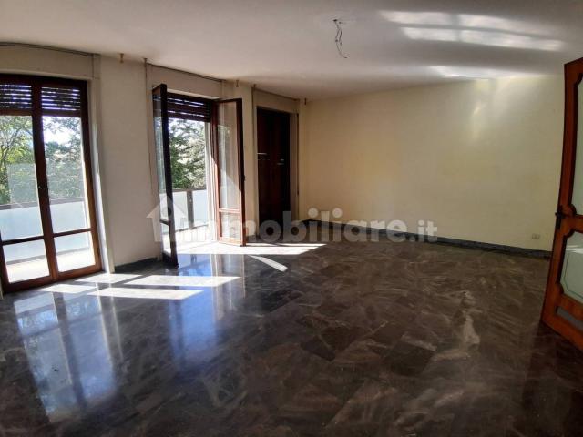 Appartamento viale Camillo Benso di Cavour, Centro Storico, Ferrara