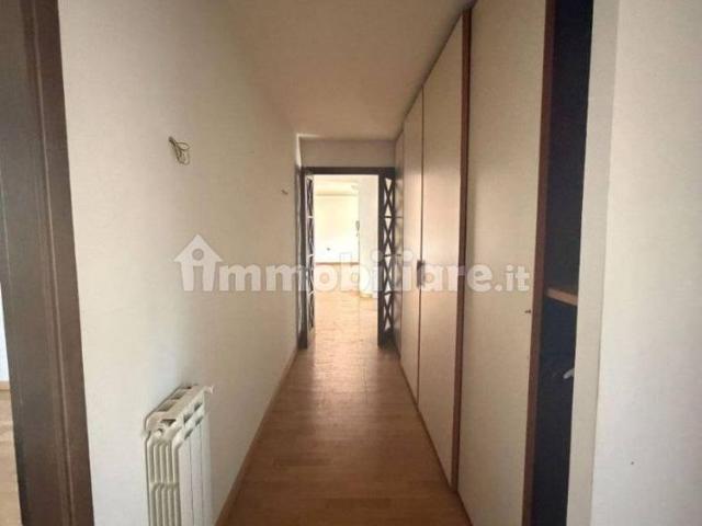 Appartamento viale Guglielmo Marconi, Centro, Poggibonsi