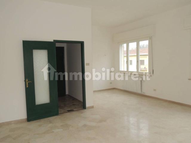 Appartamento viale dei Partigiani, Valletta Paiolo, Mantova