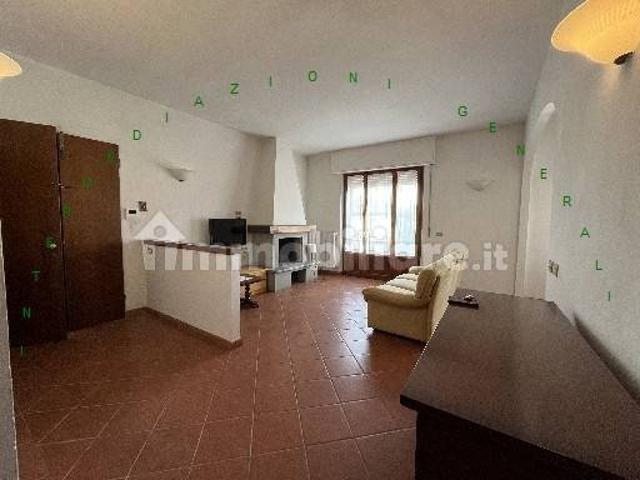 Appartamento viale Kennedy 1, Scarperia, Scarperia e San Piero