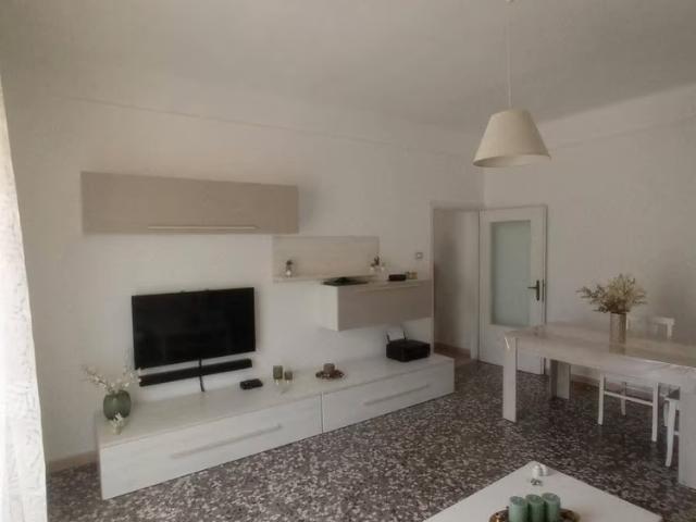 Appartamento viale magna grecia