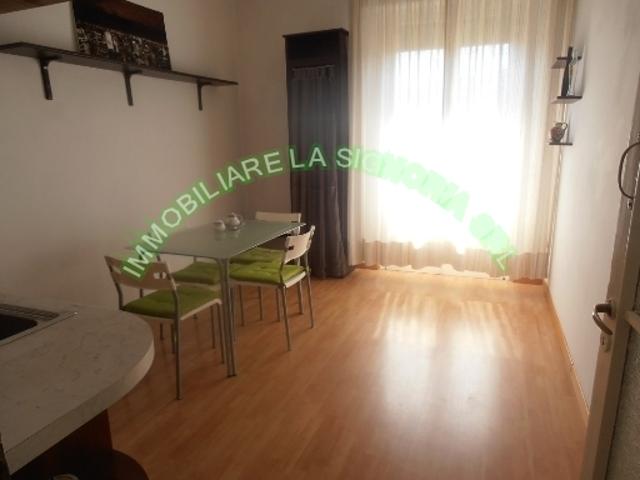 APPARTAMENTI CIVILE ABITAZIONE