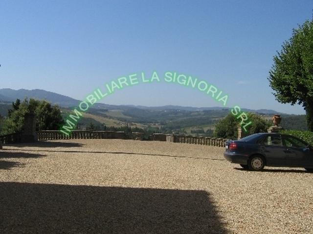 APPARTAMENTI IN VILLA