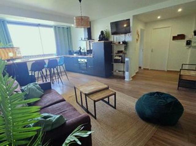 Appartement 42m² proche tram République