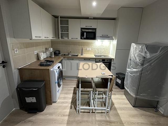Appartement 4 chambres meublé avec local à vélos Bordeaux 33000