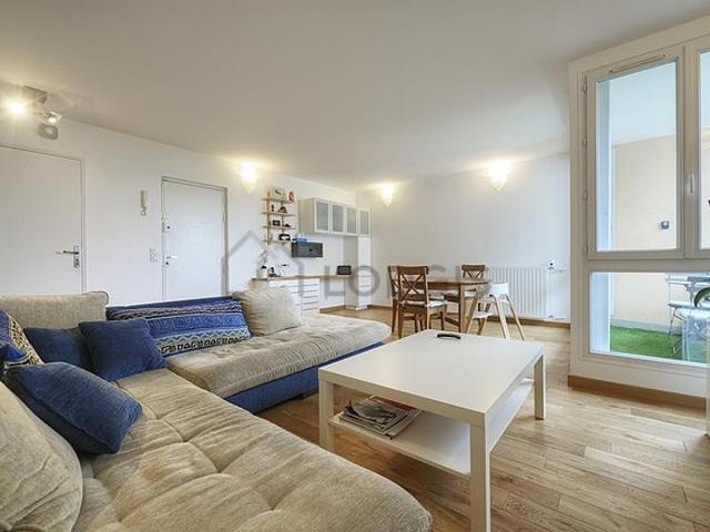 Appartement 4 chambres meublé avec terrasse, ascenseur et jacuzzi Montigny Le Bretonneux 78180
