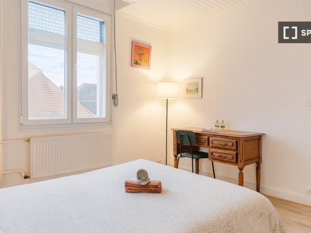 Appartement 4 chambres à louer à Croix, Lille