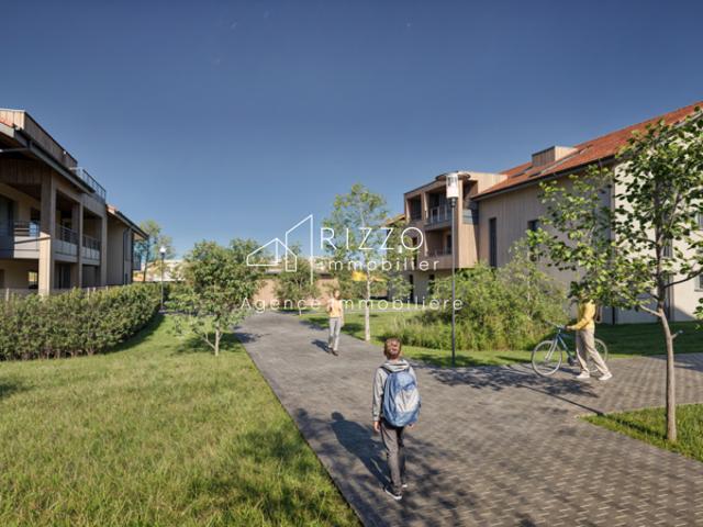 Appartement 4 chambres de haut standing en rez de jardin