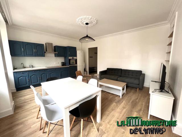 APPARTEMENT 4 CHAMBRES /HYPER CENTRE VILLE